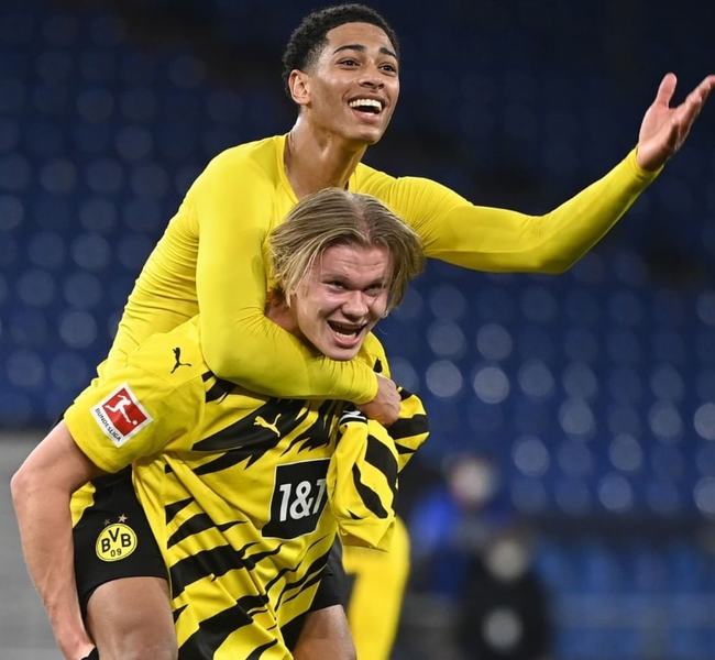 一个近乎完 一个近乎完