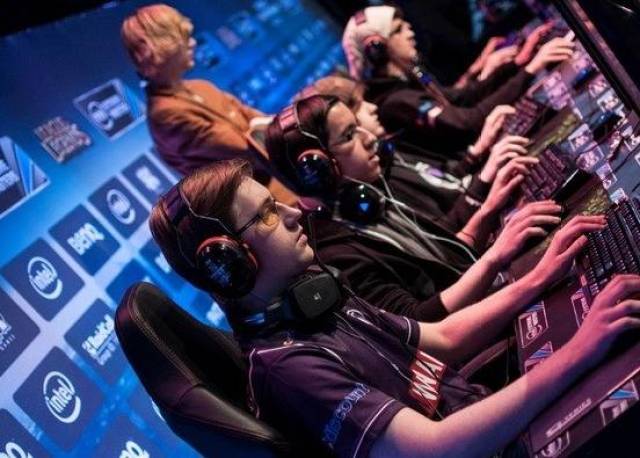 仅仅关乎球 仅仅关乎球