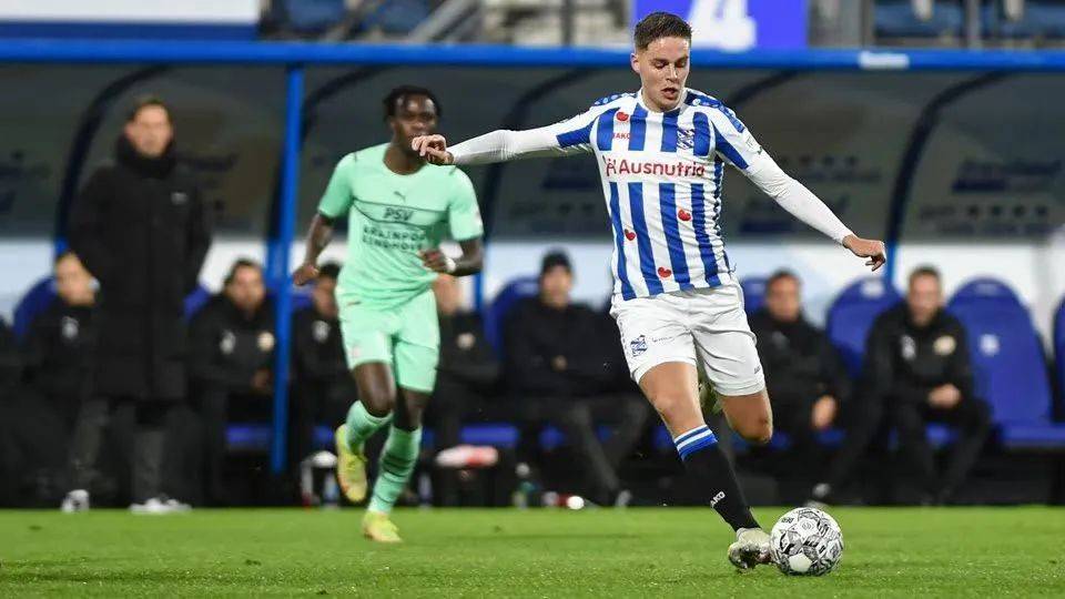 他所坚持的 他所坚持的